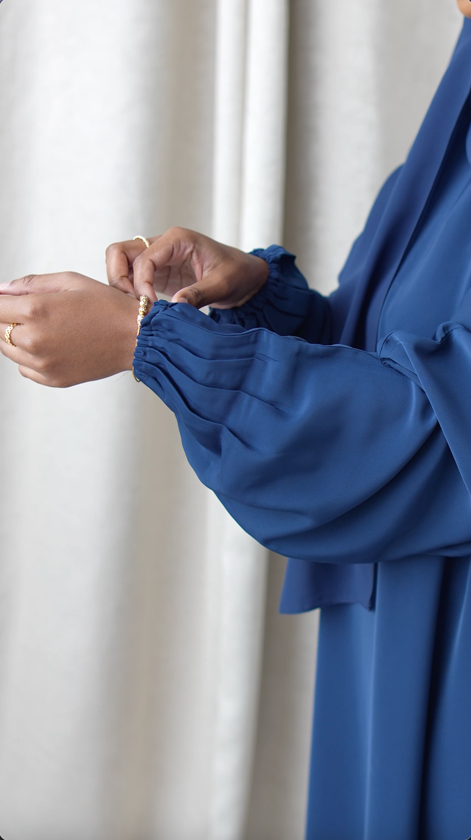 Inaya Premium Everyday Abaya – Deep Navy